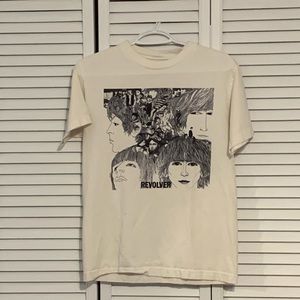 The Beatles Revolver Album Band Tee size Small White & Black